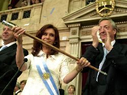 Cristina Kirchner baston-Presidencia de la Argentina